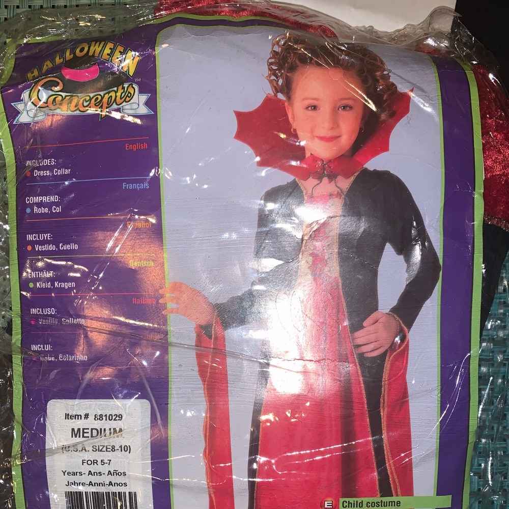 Children’s gothic vampire costume